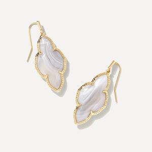 Abbie Gold Drop Earrings In Gray Banded Agate